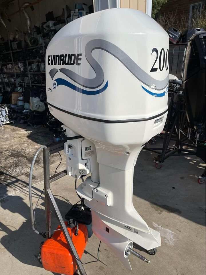 2005 Evinrude 200 PS 2-Takt 20" Welle - Alpha Marine Außenbordmotoren