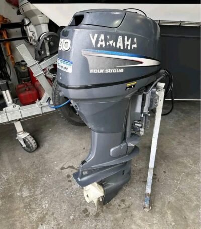 2010 Yamaha 40 PS 4-Takt 20'' Welle Fernsteuerungs-Außenbordmotor - Alpha Marine Außenbordmotoren