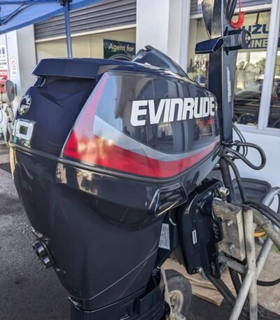 2013 Evinrude 40 PS 4-Takt Außenbordmotor mit Handsteuerung - Alpha Marine Außenbordmotoren