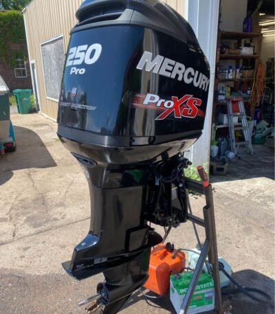 2014 Mercury 250 PS Optimax Pro XS 2-Takt 25" Welle - Alpha Marine Außenbordmotoren