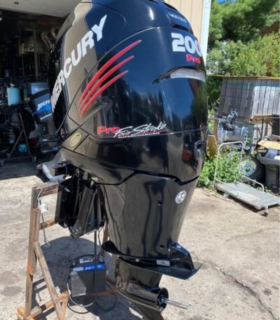 2018 Mercury Verado Pro 200 PS 4-Takt 20" Welle - Alpha Marine Außenbordmotoren