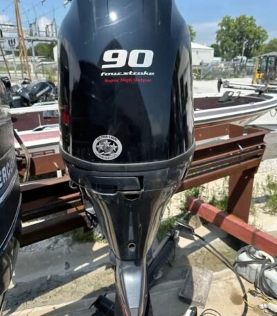 2023 90 PS Yamaha VMAX SHO 20" Schaftlänge Steuerbord - Alpha Marine Außenbordmotoren