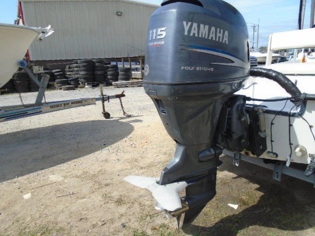 GEBRAUCHTER 2003 YAMAHA 115 PS 20" 4 TAKTER AUSSENBORDERBOOTSMOTOR F115 115 PS MOTOR — Gebrauchte Außenbordmotoren