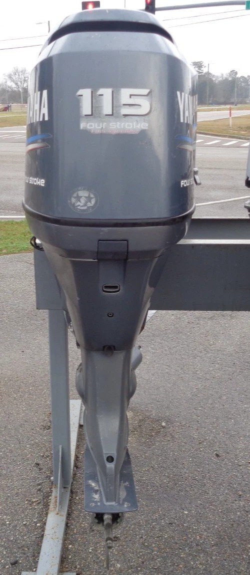 GEBRAUCHTER 2006 YAMAHA 115 PS 25" 4 TAKT AUSSENBORDMOTOR F115 115 PS MOTOR — Gebrauchte Außenbordmotoren GEBRAUCHTER 2006 YAMAHA 115 PS 25" 4 TAKT AUSSENBORDMOTOR F115 115 PS MOTOR — Gebrauchte Außenbordmotoren