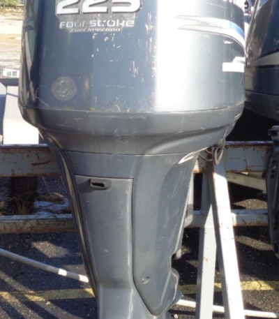 GEBRAUCHTER VIER-TAKTER 2005 F225 225 PS YAMAHA 25" AUSSENBORD-MOTOR 950 Stunden — Gebrauchte Außenbordmotoren