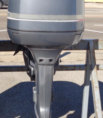 **VERKAUFT** GEBRAUCHTER YAMAHA 200 PS VERGASER 25" AUSSENBORD-MOTOR RECHTS - Gebrauchte Außenbordmotoren