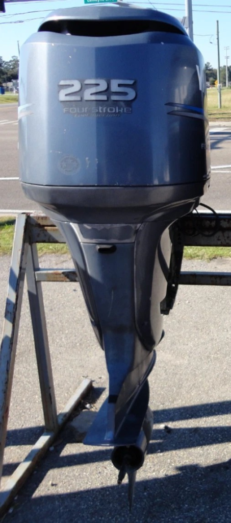 VERWENDETER VIER TAKT 2003 F225 225 PS YAMAHA 25" AUSSENBORDBOOTSMOTOR — Gebrauchte Außenbordmotoren